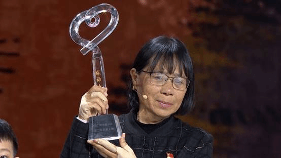 说明: https://p1.ssl.qhimg-com/t0178a3b07debfb26af.jpg